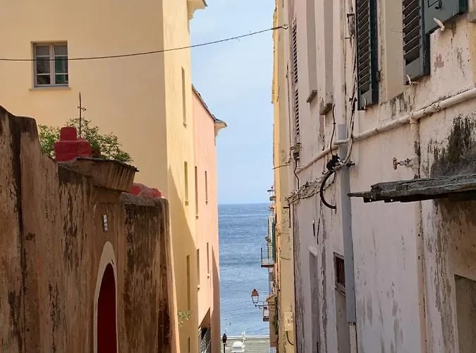 Casa A Certosa Au Coeur De La Citadelle Bastia (Corsica)